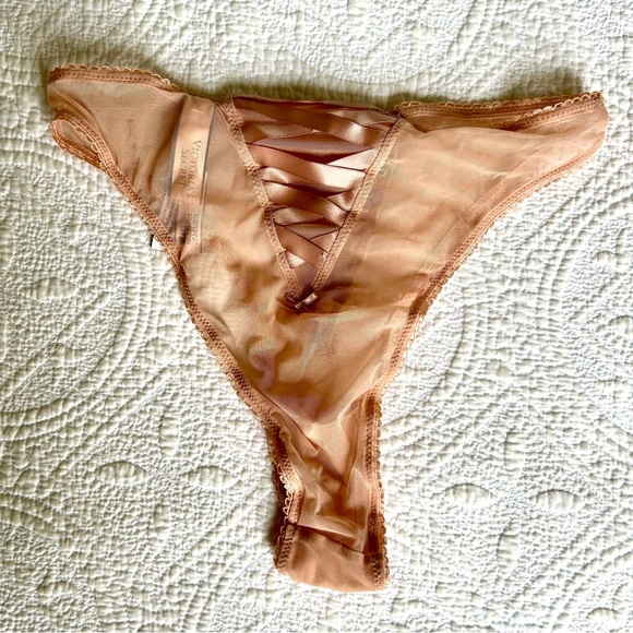 Victoria’s Secret Cheeky Panty Lot - Picture 6 of 8